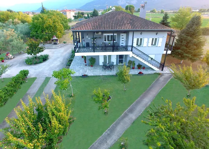 Meteora Countryside Villa