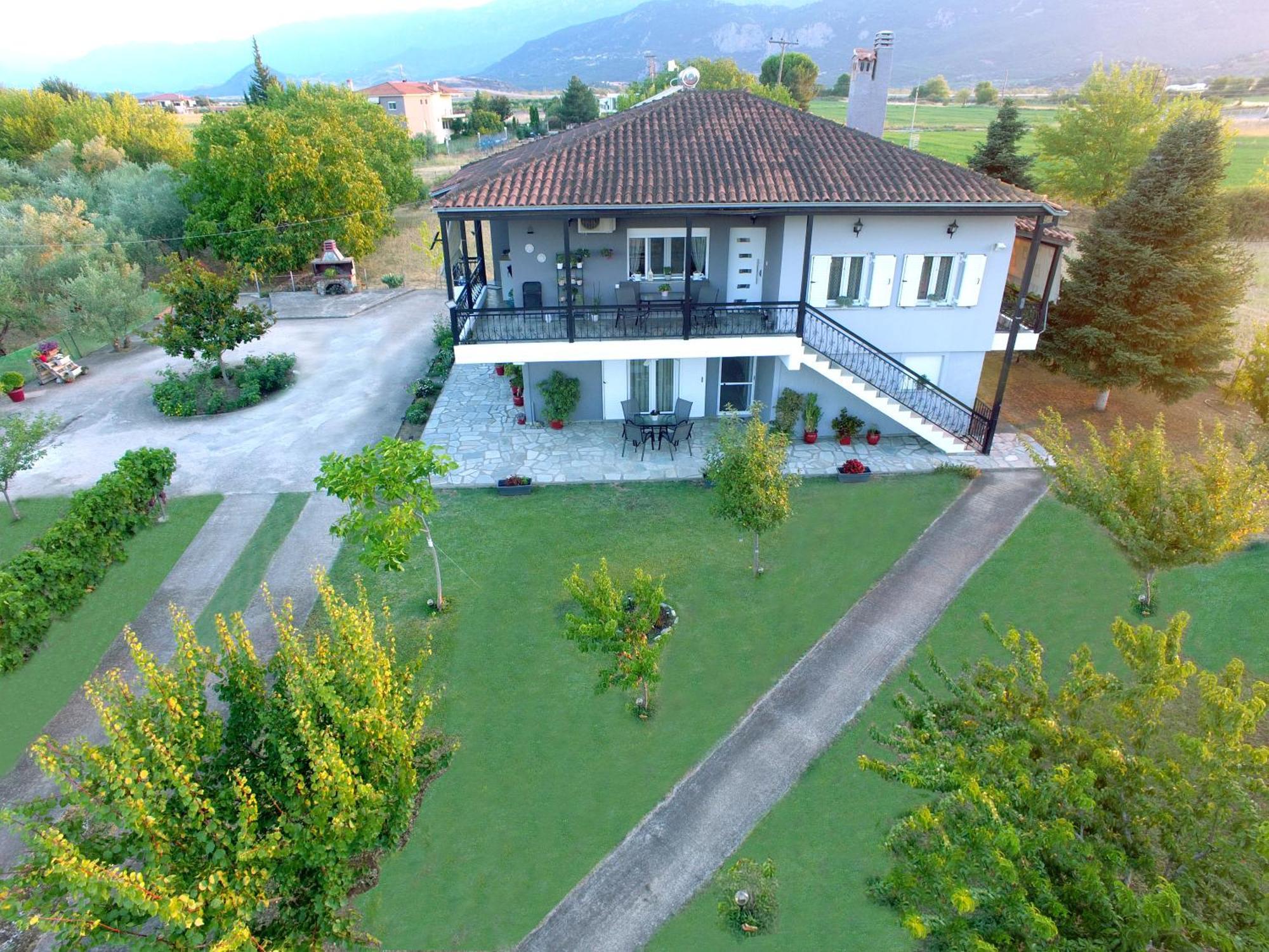 Meteora Countryside Apartment *